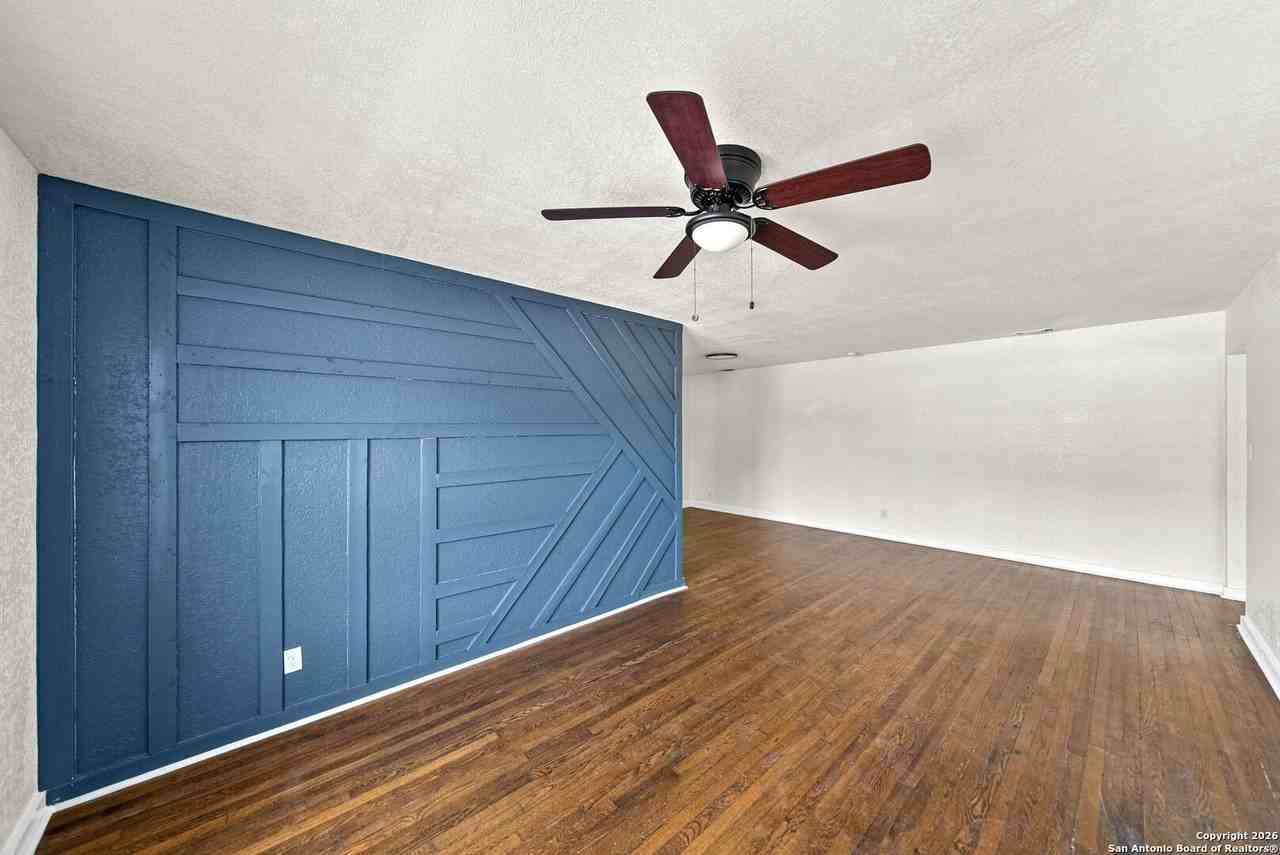 1803 Burnet St - Photo 7 of 34