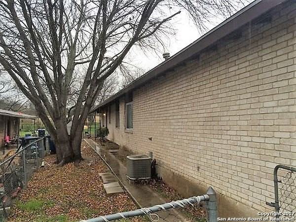 11127 Bel Air Dr Apt 1 #1 - Photo 6 of 6