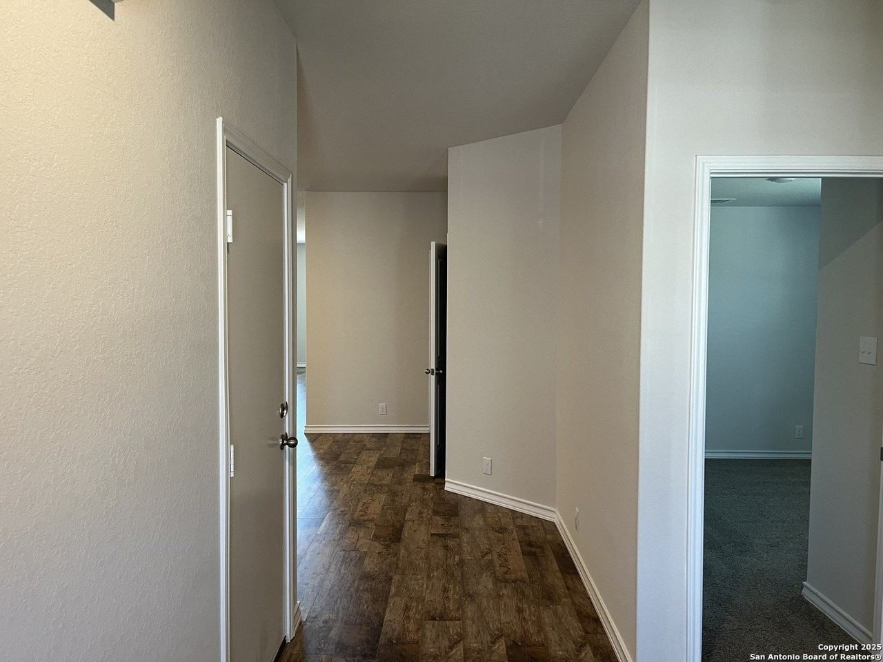 5518 Stormie Keep - Photo 4 of 47