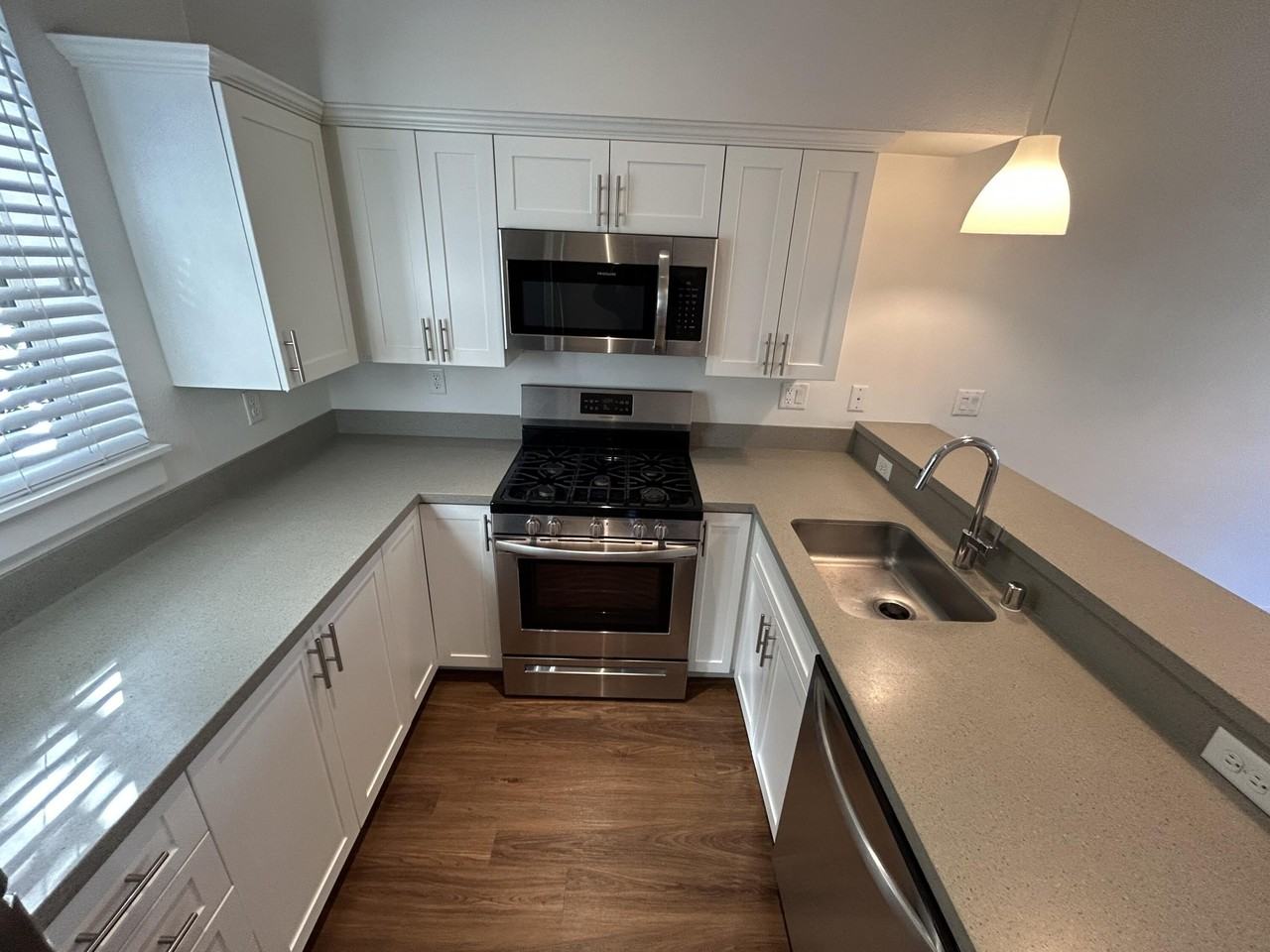 1518 Castillo St Unit C #C - Photo 7 of 13