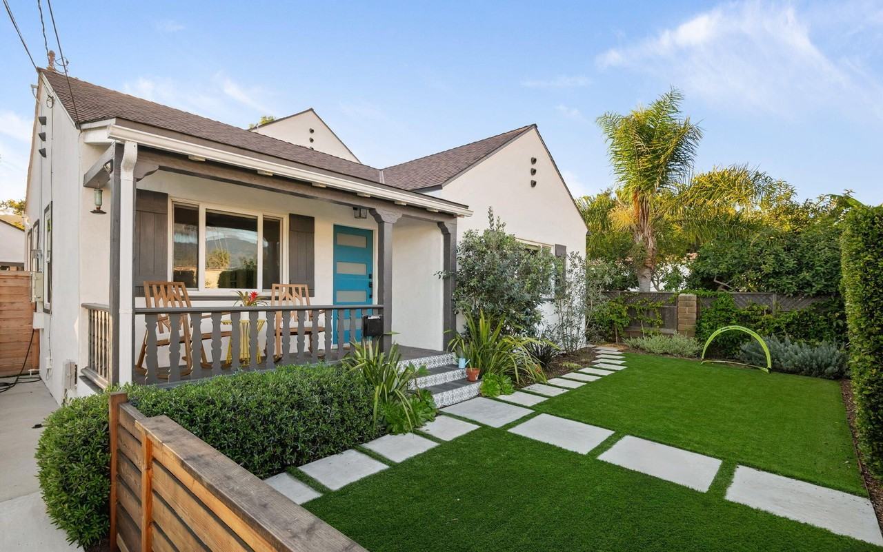 1625 Mountain Ave - Photo 2 of 17