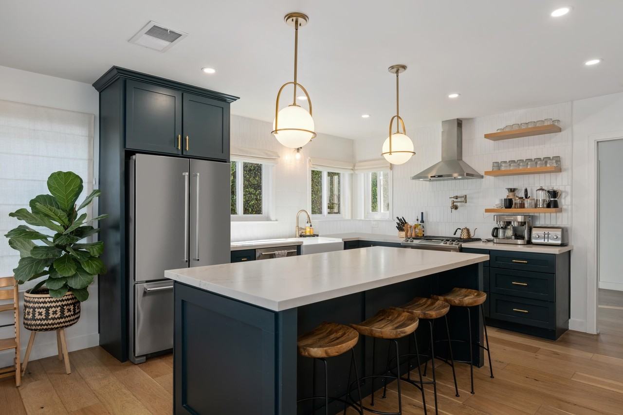 1625 Mountain Ave - Photo 6 of 17