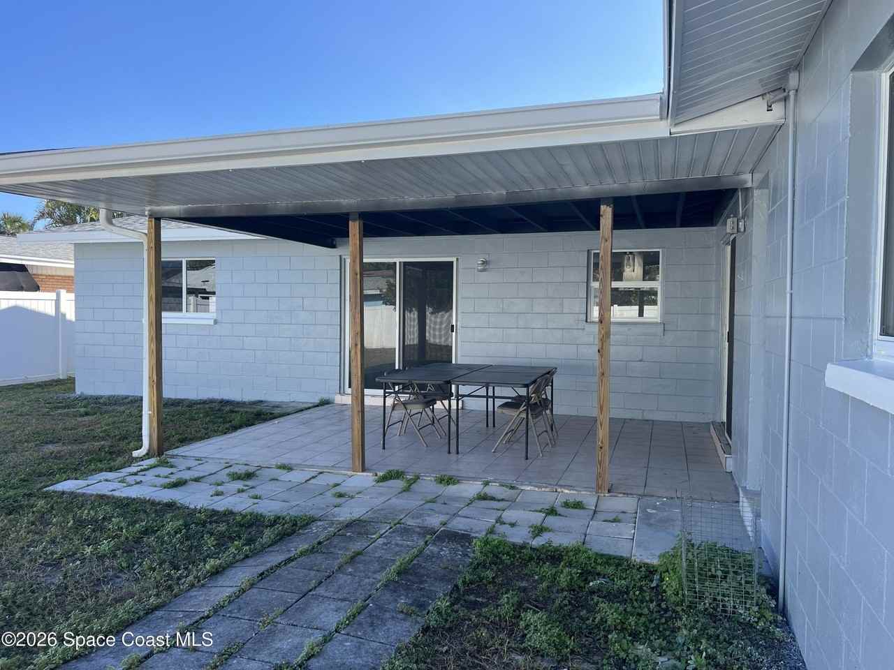 1470 Morgan Dr - Photo 4 of 25