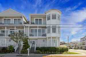 featured image of 9416 Amherst Ave