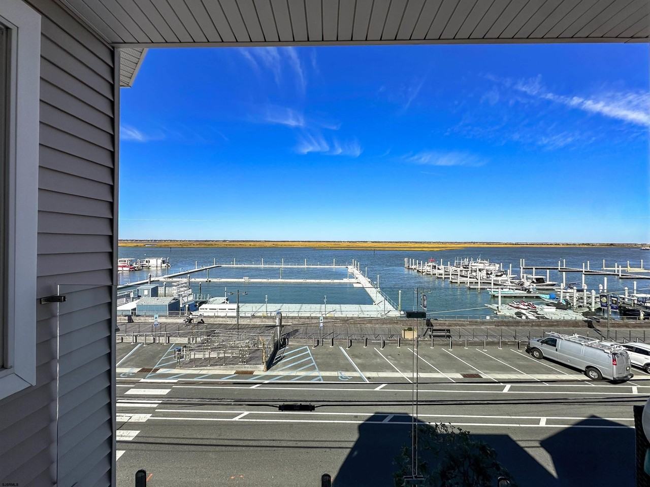 9416 Amherst Ave - Photo 7 of 50