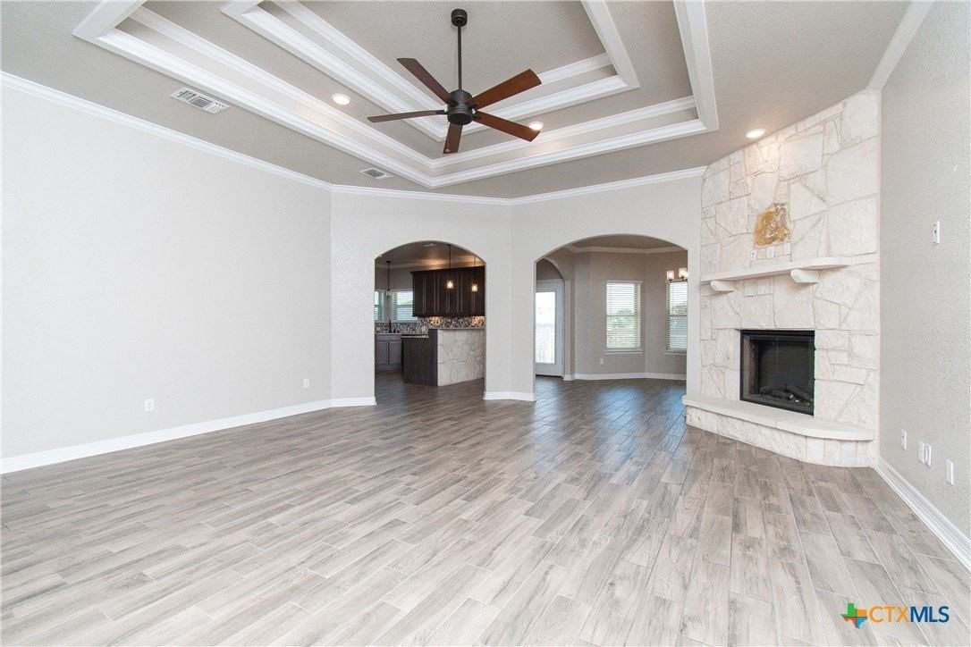 8101 Tenley Way - Photo 5 of 29