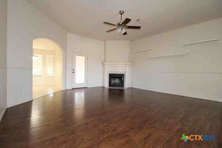 3610 Armstrong County Ct - Photo 4 of 14