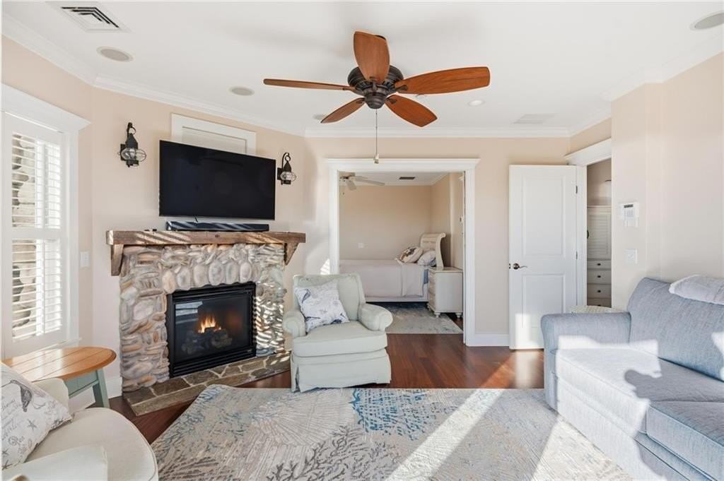 246 Sand Hill Cove Rd - Photo 5 of 50