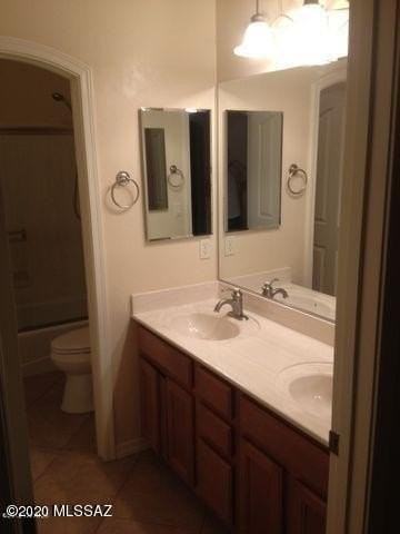 918 E Gibbon River Way - Photo 5 of 12