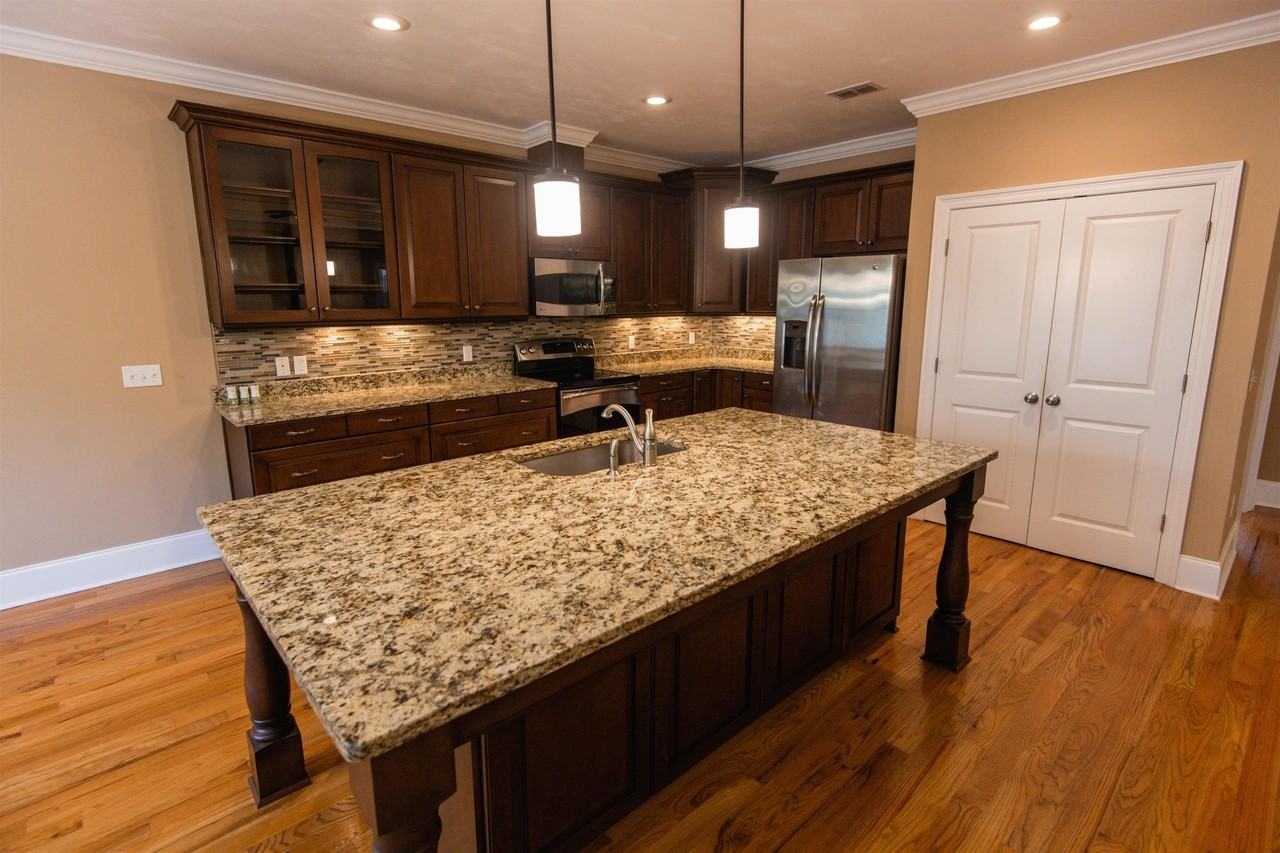 2788 Palafox Ln - Photo 7 of 38