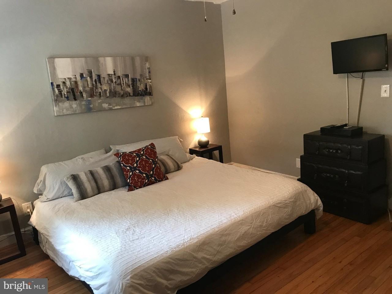 731 13th St Ne Apt 1 #1 - Photo 7 of 16