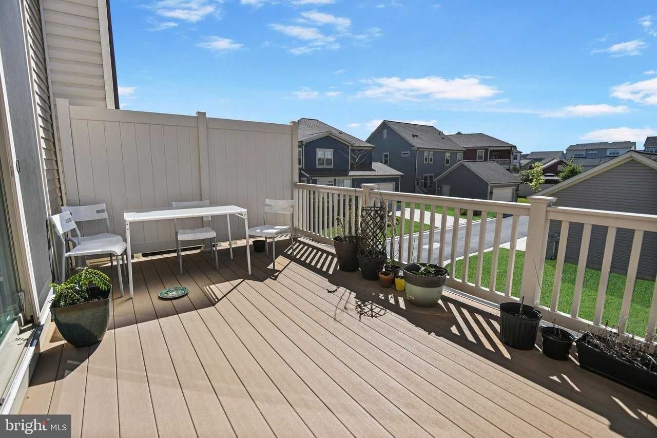 8910 Shady Pines Dr - Photo 6 of 23