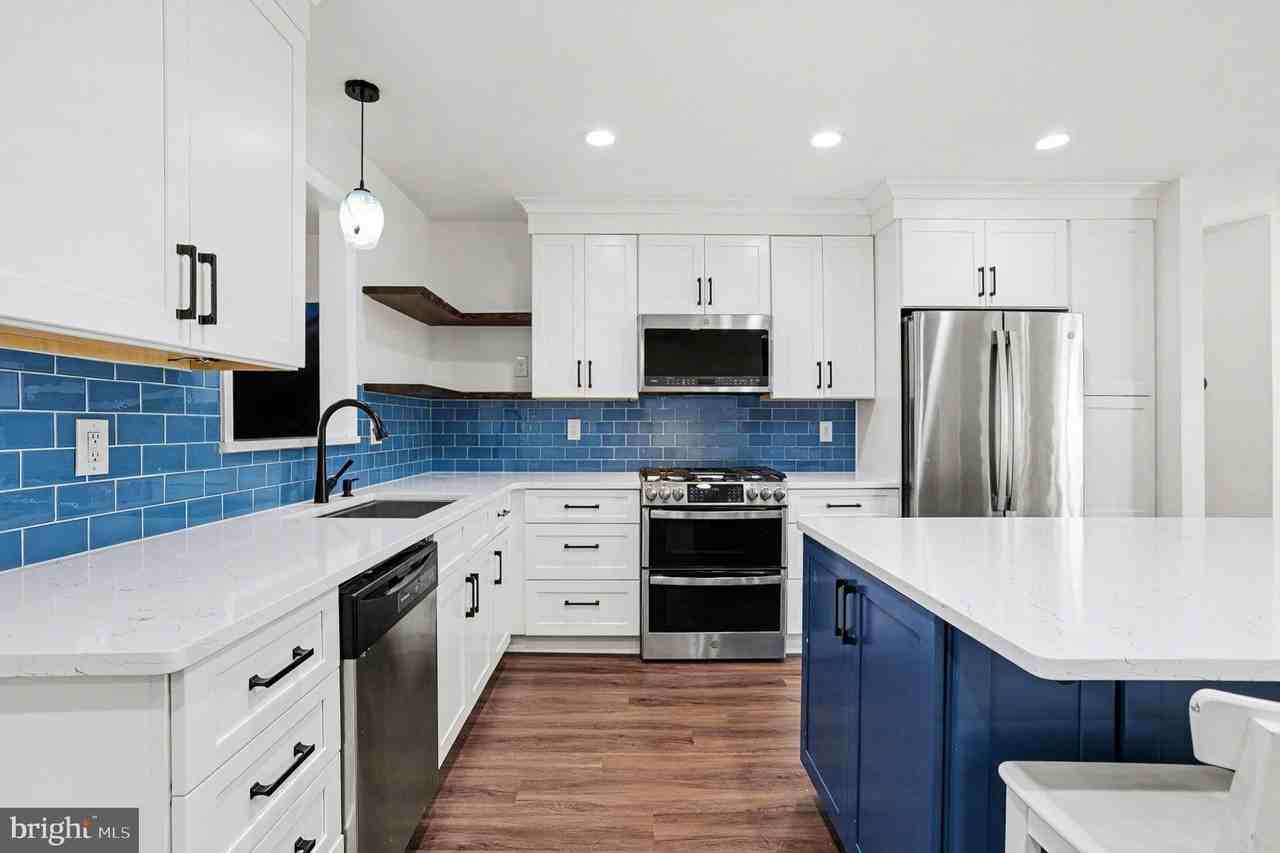 906 Shelburne Rd - Photo 6 of 30