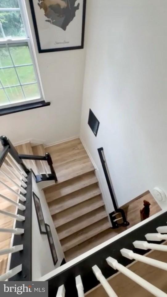 1701 Waltman Rd - Photo 3 of 25