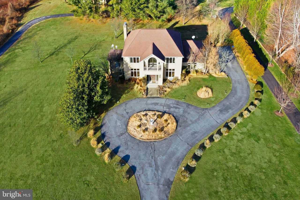 13113 Brushwood Way - Photo 3 of 50