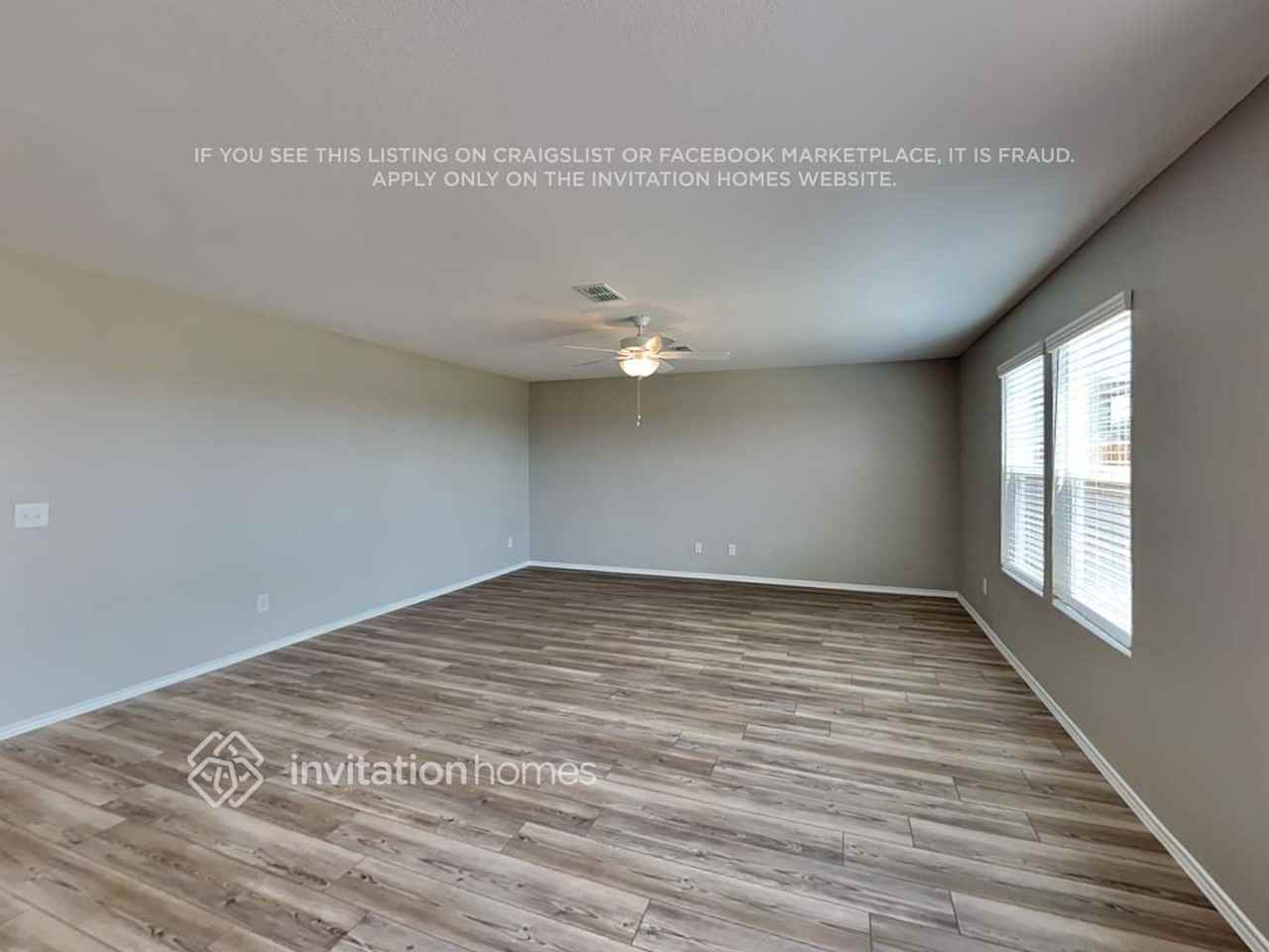 2413 Arbutus Dr - Photo 4 of 22