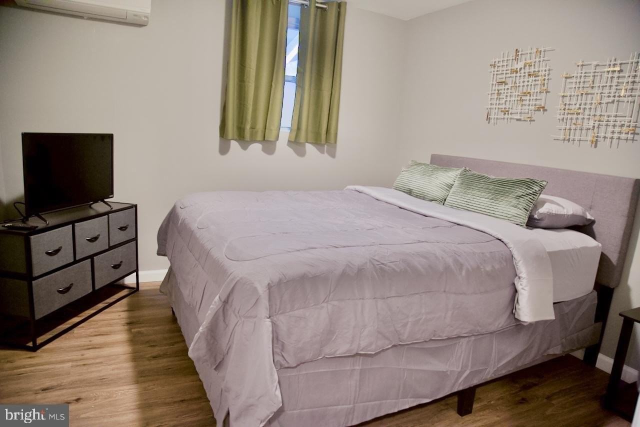 4510 32nd St - Photo 6 of 7