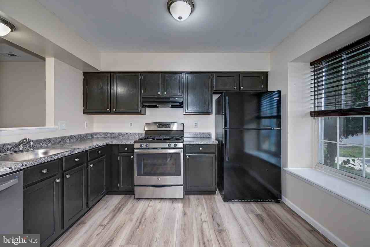 5 Ford Ln - Photo 4 of 26