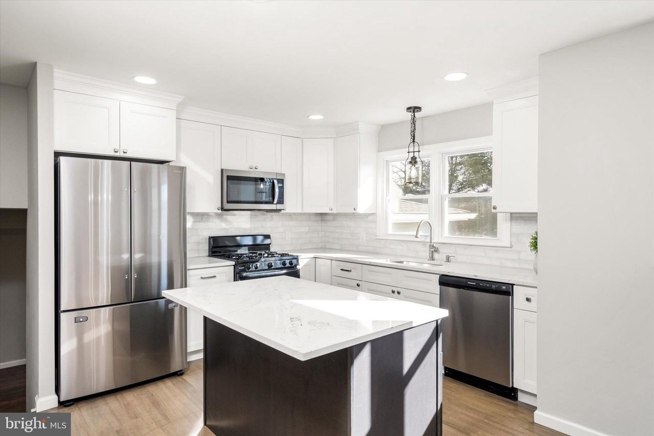 123 Argonne Ave - Photo 3 of 26