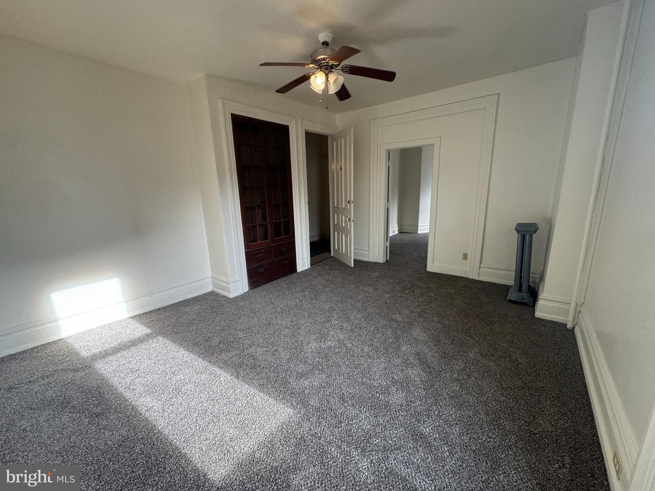 261 N York St Apt A #A - Photo 5 of 10