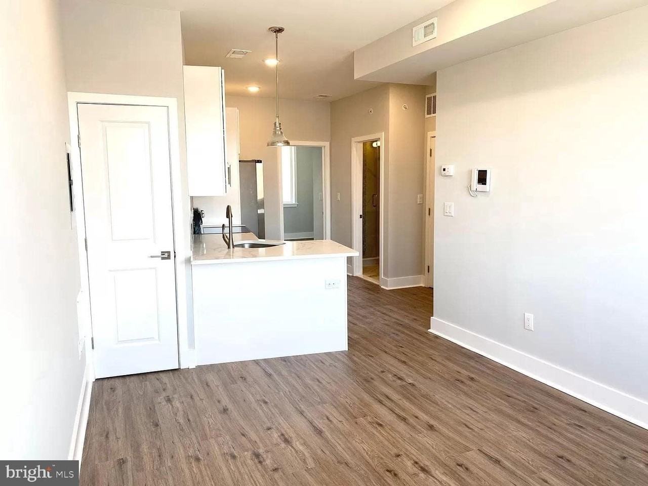 2425 Frankford Ave Apt 3 #3 - Photo 6 of 17