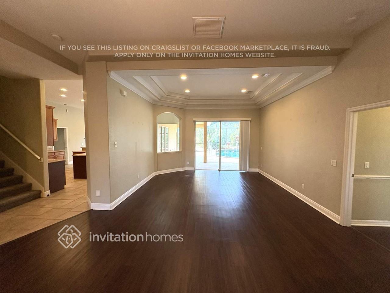 13075 Peregrin Cir - Photo 4 of 18