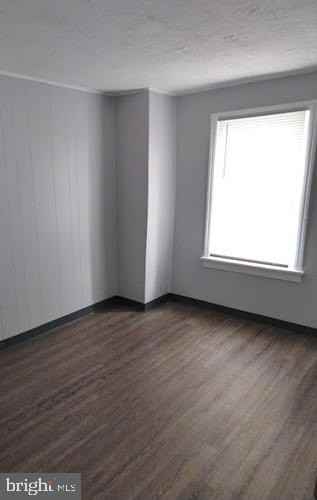 620 Frederick St Apt 2nd #2ndFL - Photo 3 of 10