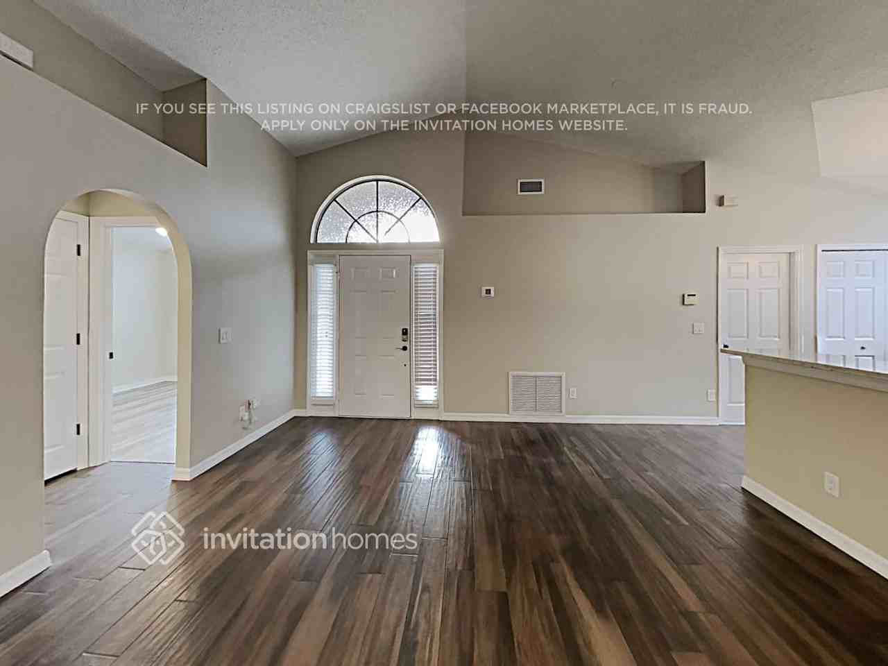 485 Brightview Dr - Photo 4 of 19