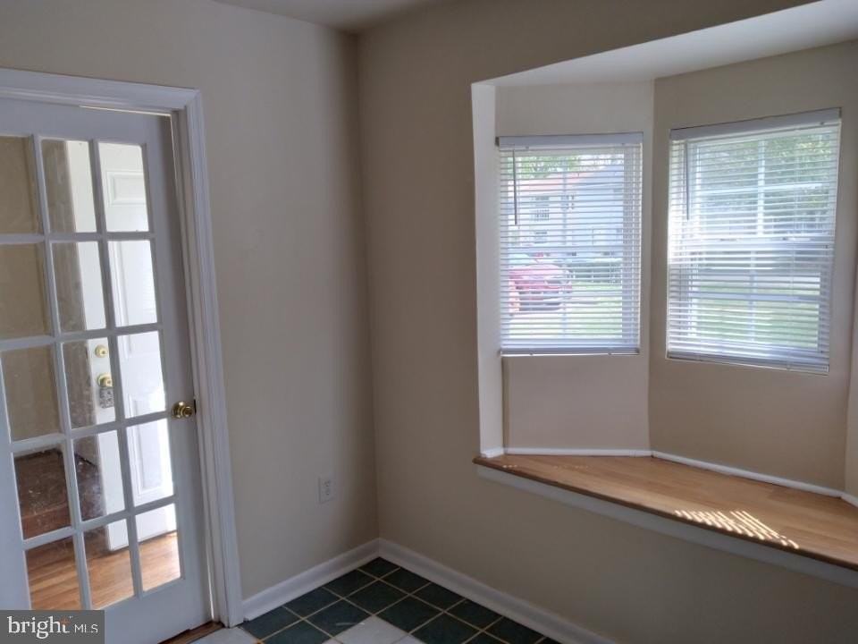 39 Wayside Ct - Photo 3 of 17