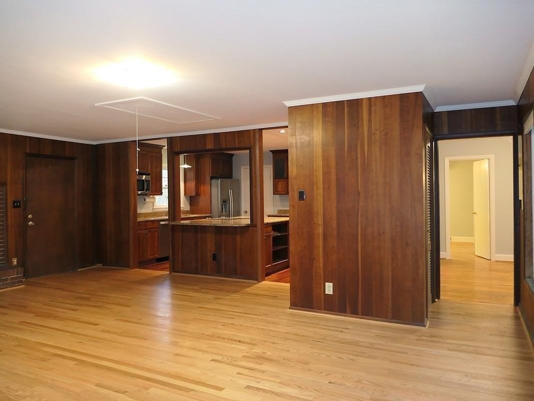 29 N Circle Dr - Photo 3 of 21