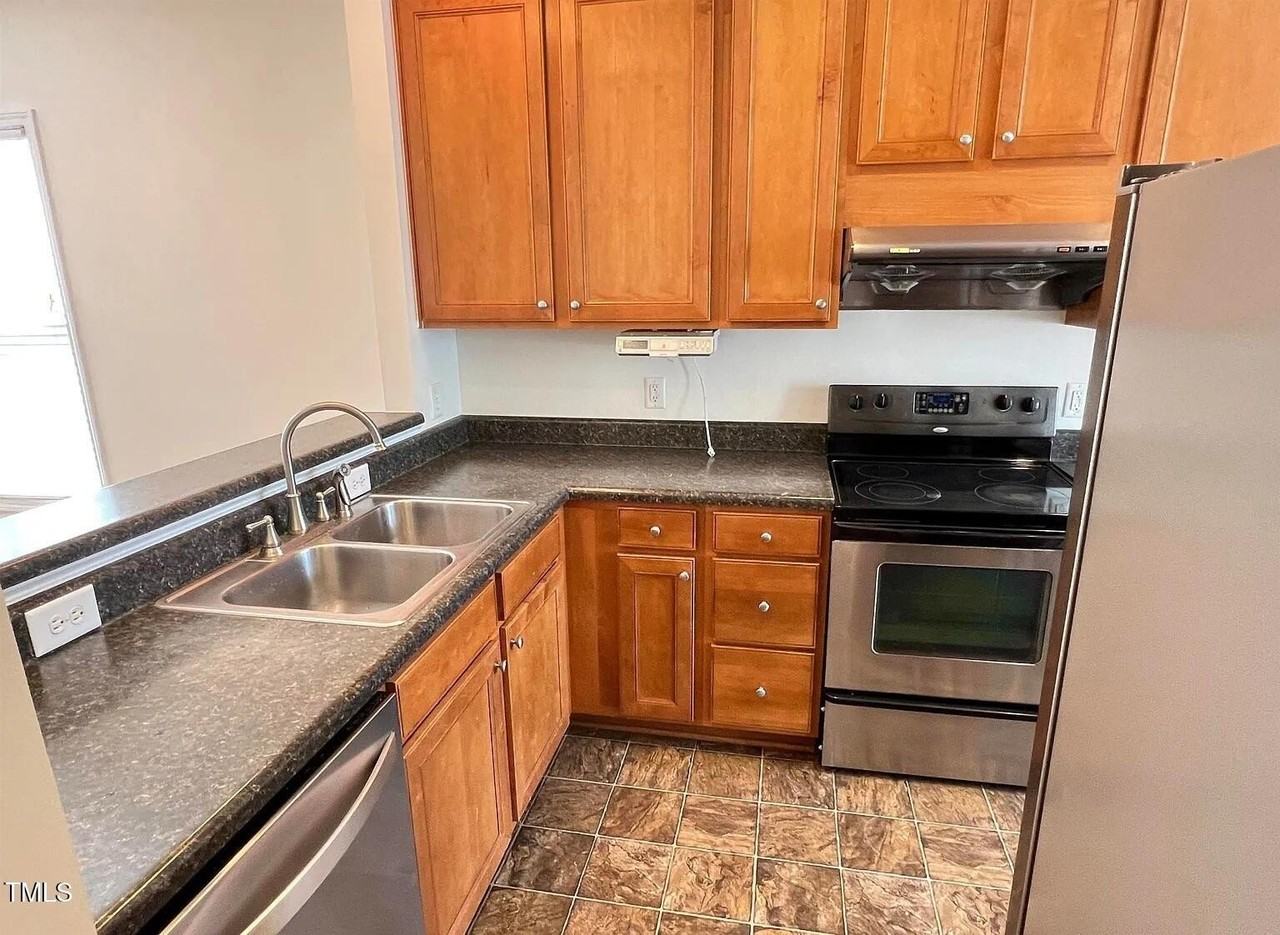 2547 Asher View Ct - Photo 6 of 19