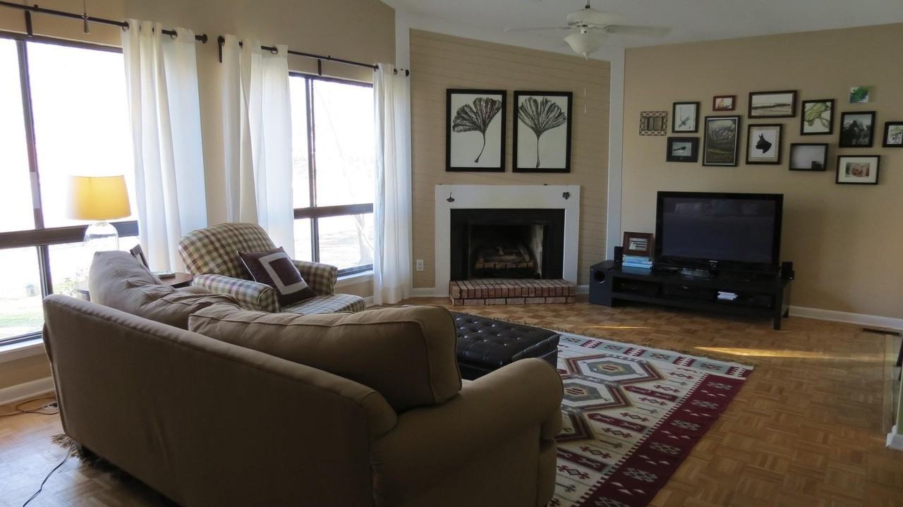 805 Castalia Dr - Photo 4 of 9