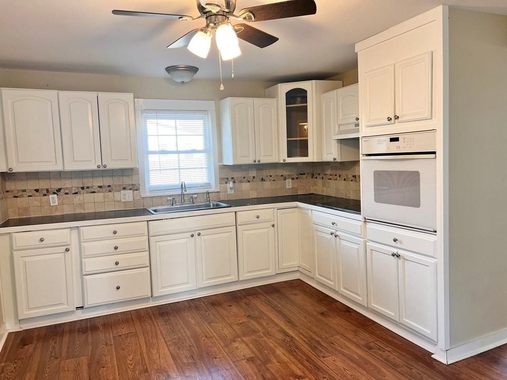 1936 N Dixie Ave - Photo 6 of 13