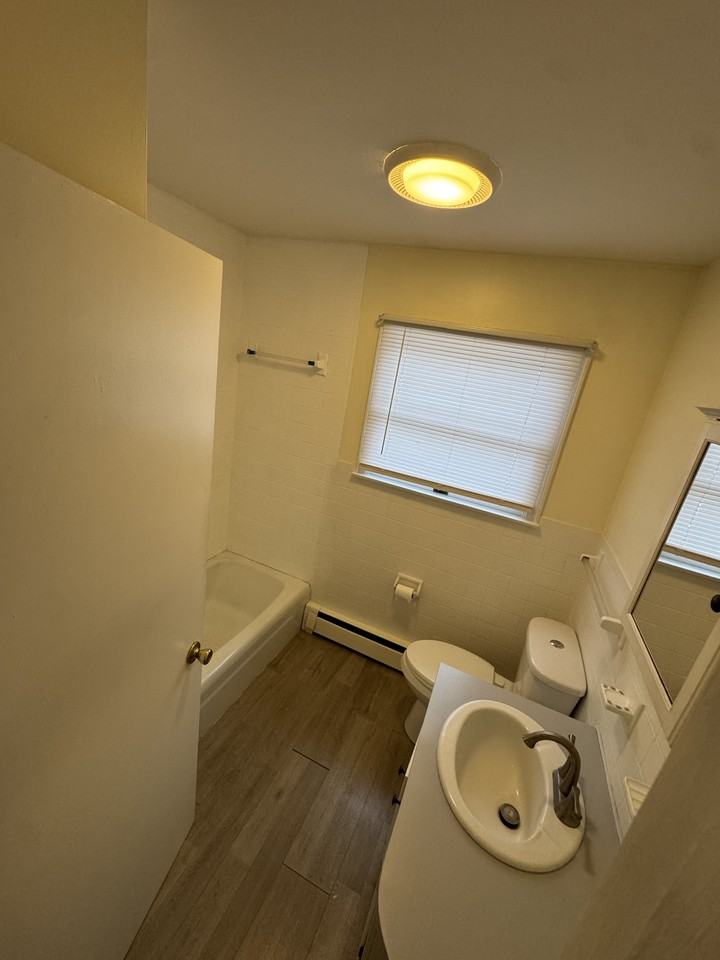 38 5th St #38 - Photo 6 of 9