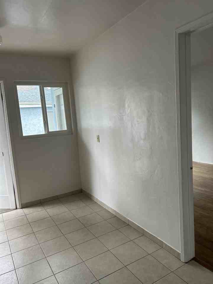 4012 Illinois St #4012-1-2 - Photo 4 of 10