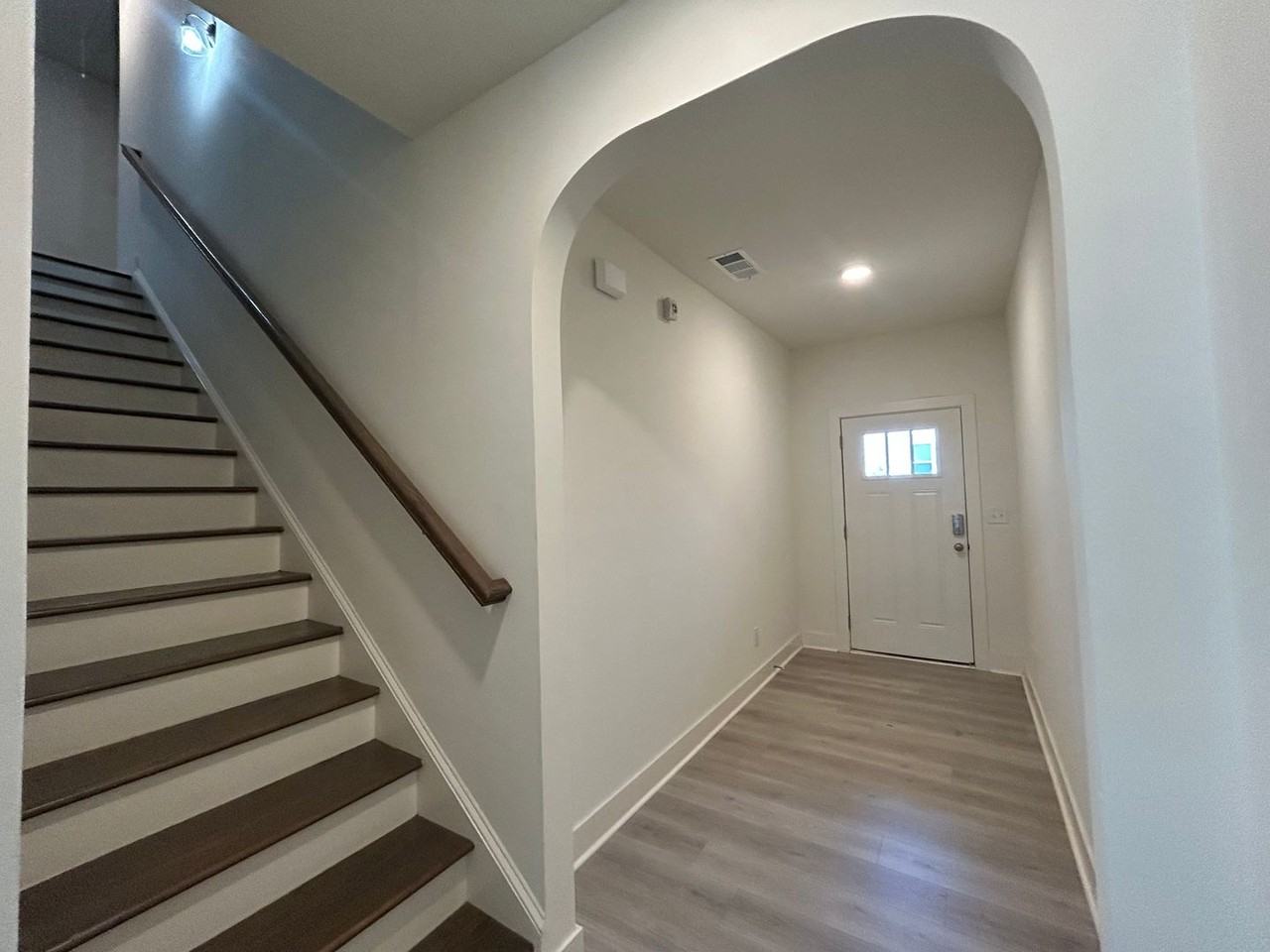 7741 Squire Ct - Photo 3 of 25