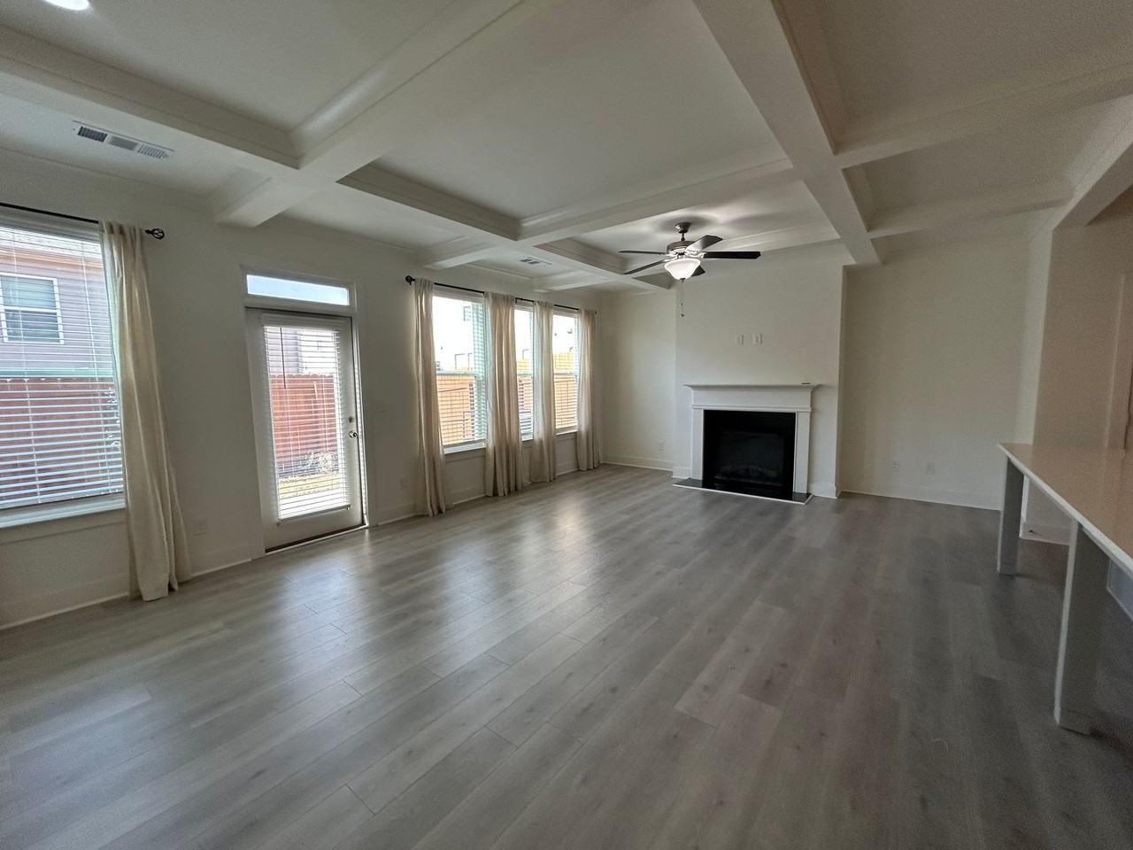 7741 Squire Ct - Photo 6 of 25