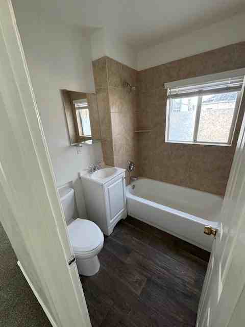 1717 S Edison St - Photo 7 of 8