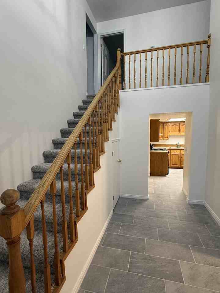 1186 E St - Photo 2 of 21