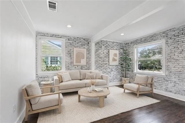 75 Oaklawn Dr - Photo 4 of 24