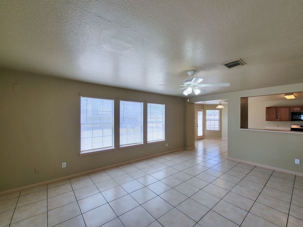 21807 Aspen Mist Ln - Photo 6 of 31