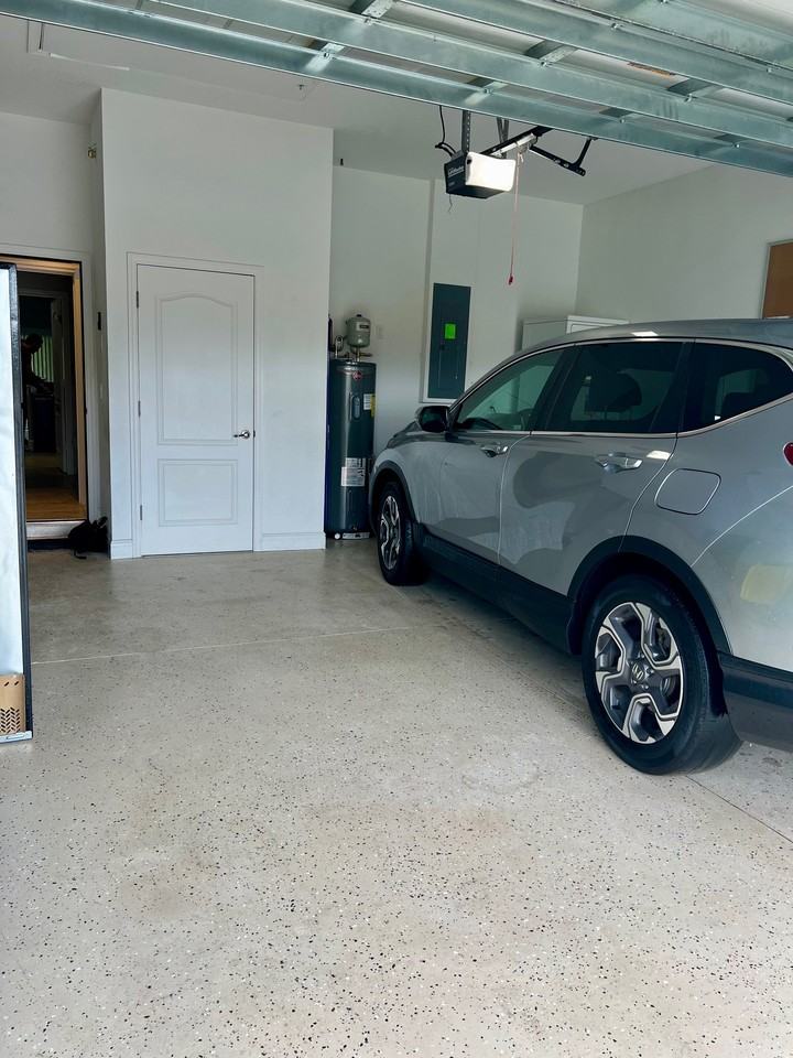 3140 Constellation Dr - Photo 3 of 25