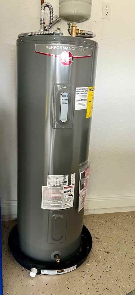 3140 Constellation Dr - Photo 4 of 25