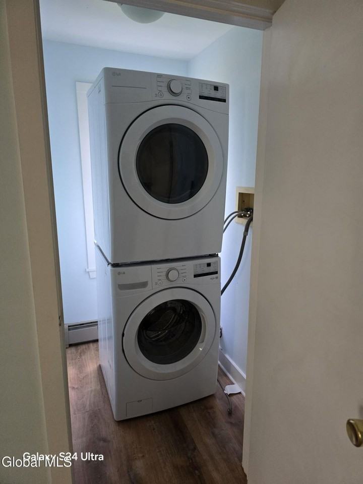 70 Oak St - Photo 7 of 15