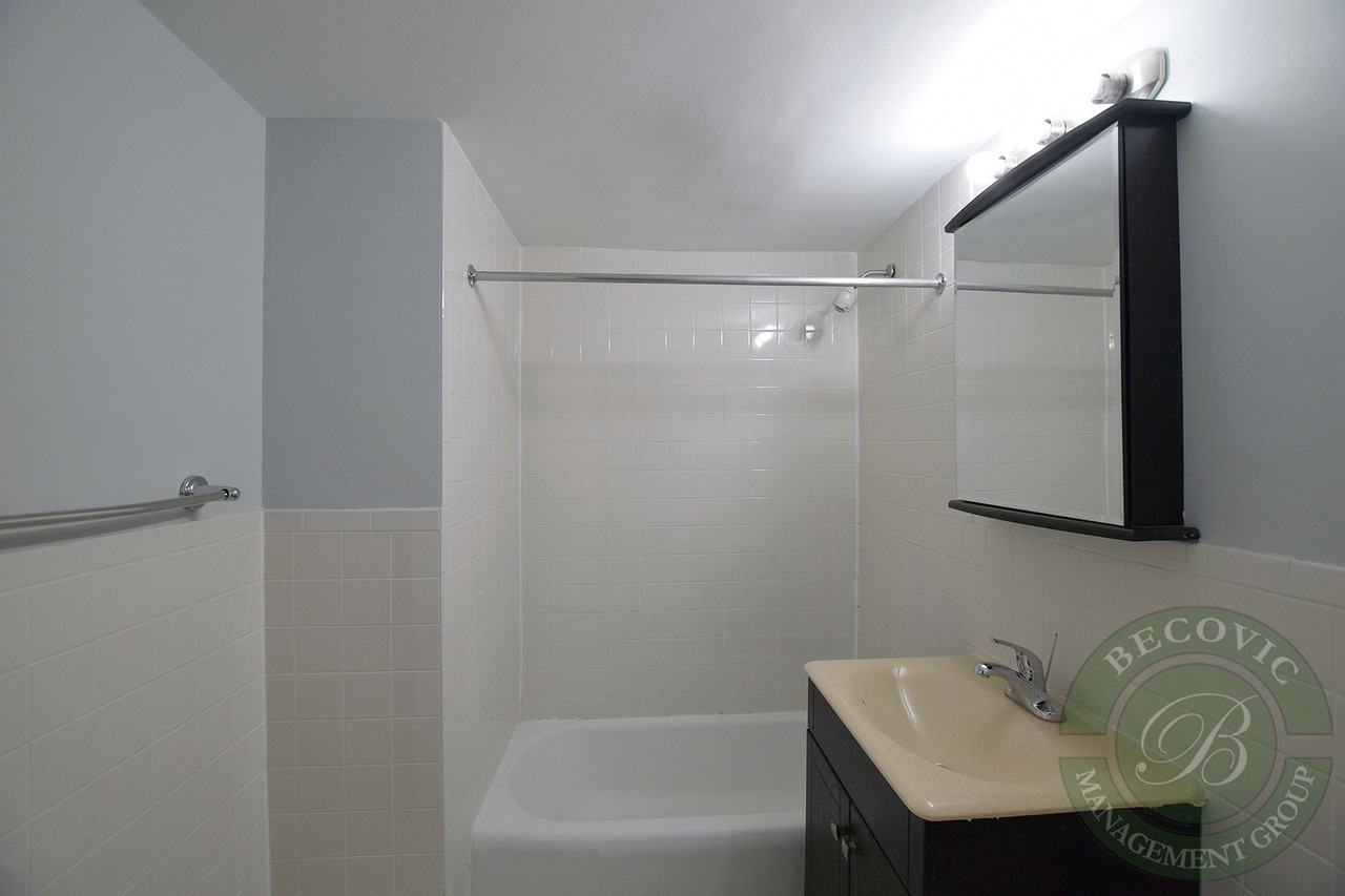 The Kenmore Place - Photo 6 of 29