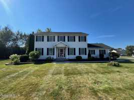 featured image of 14 Mallard Dr