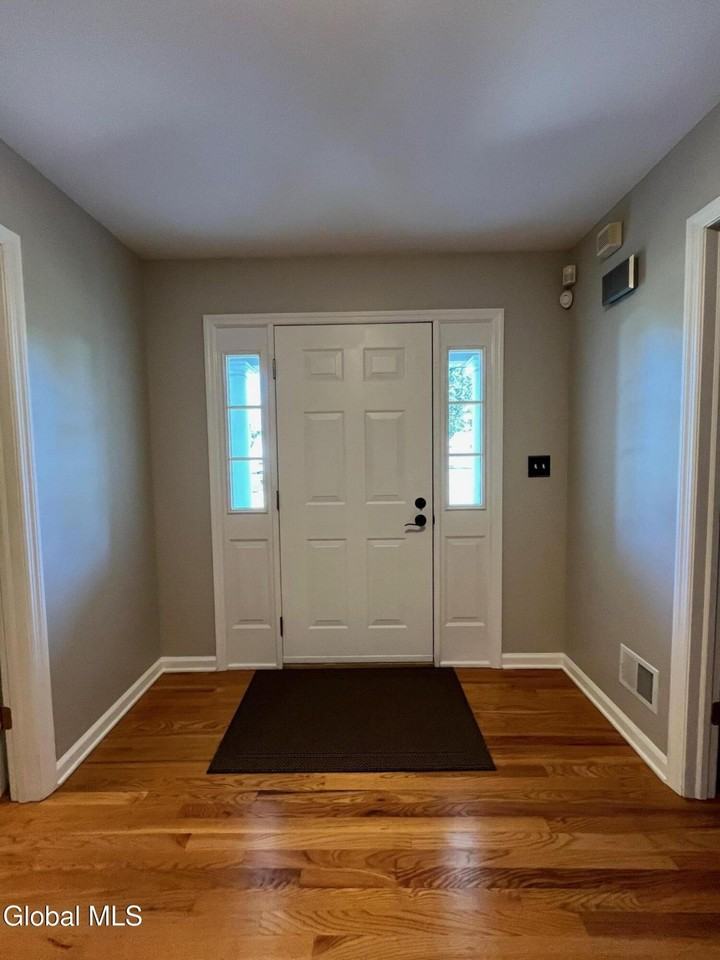 14 Mallard Dr - Photo 2 of 16