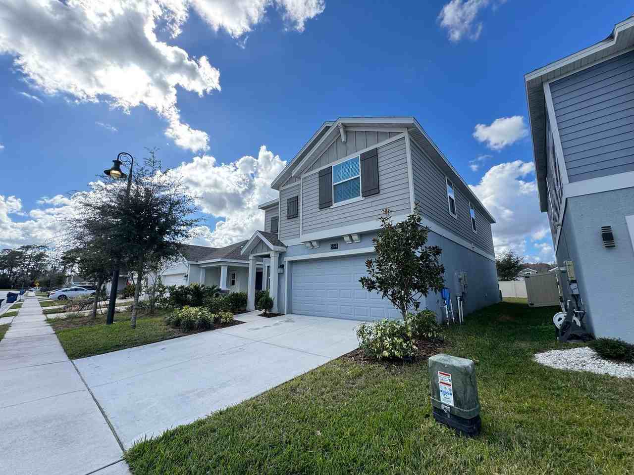 554 Jett Ln - Photo 4 of 50