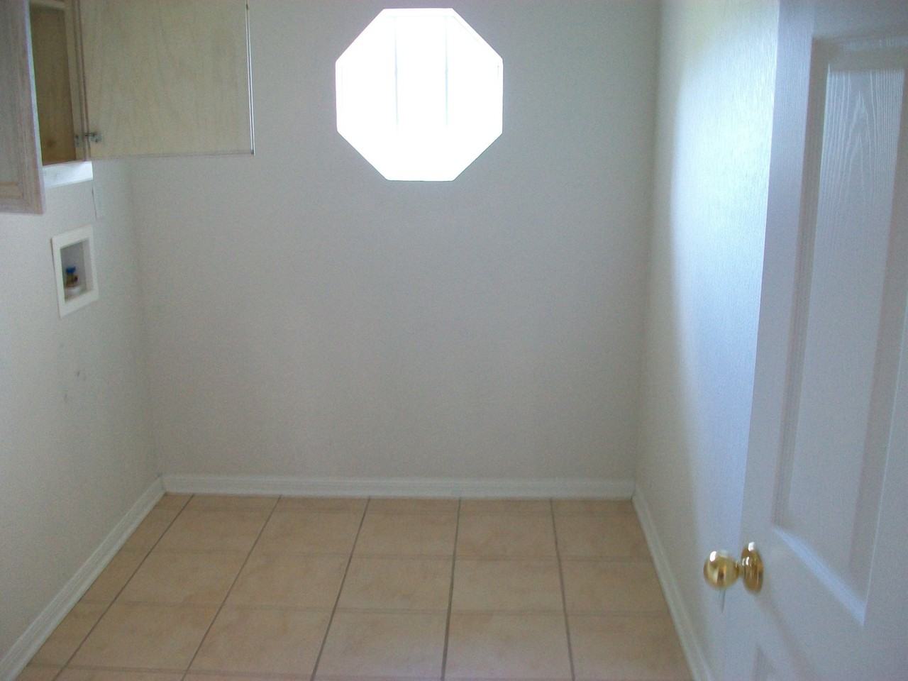 601 Llama Trl - Photo 3 of 24