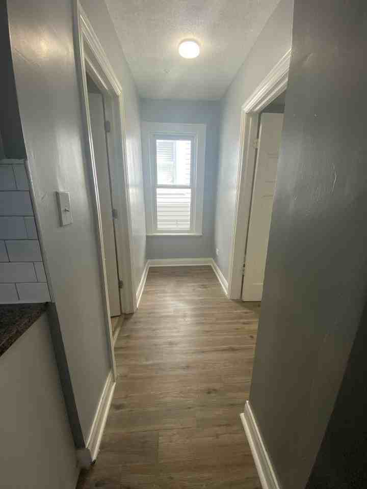 4812 S Elizabeth St - Photo 6 of 14